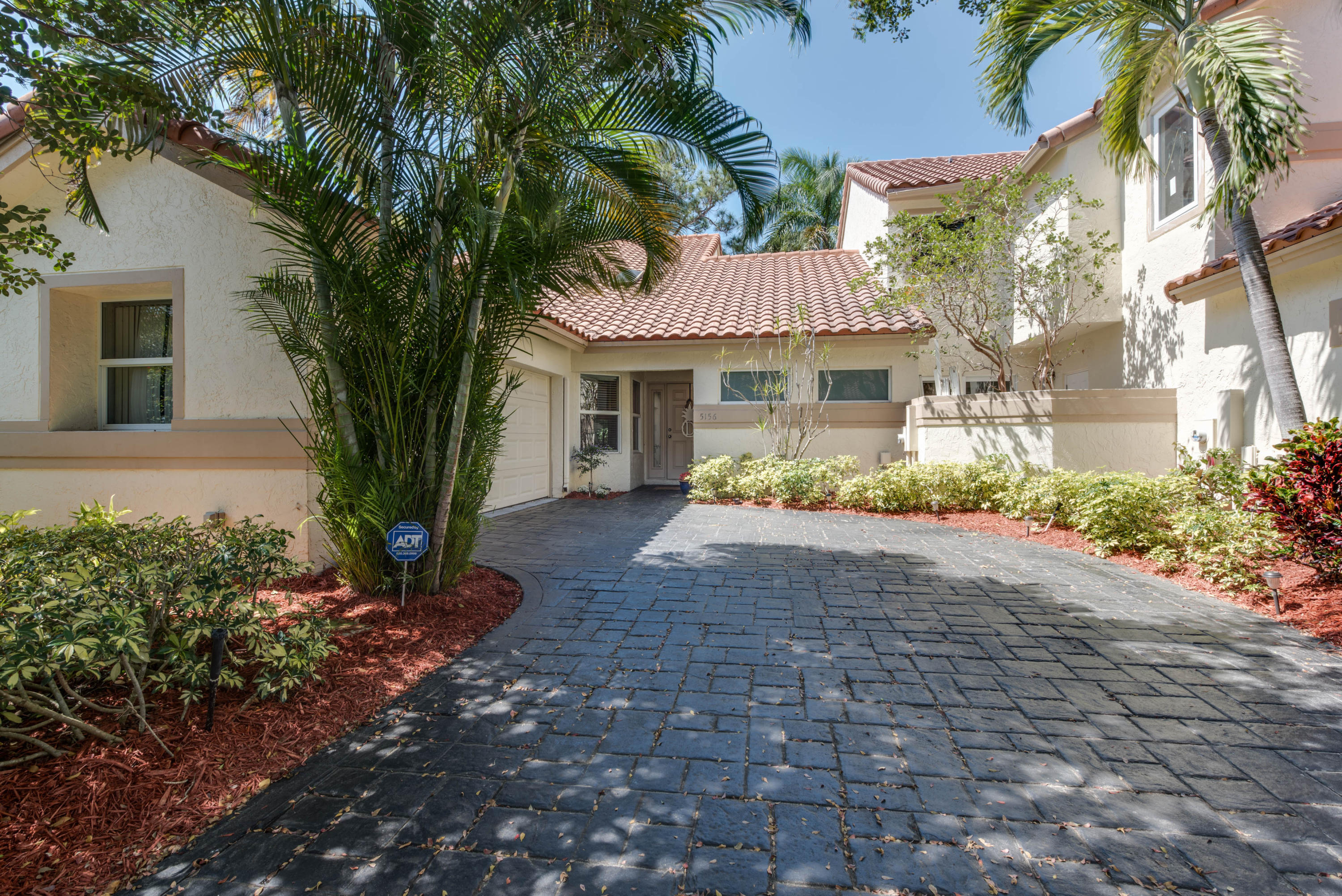 5156 Majorca Club Drive Boca Raton, FL 33486 - Photo 3 of 32 002_Front