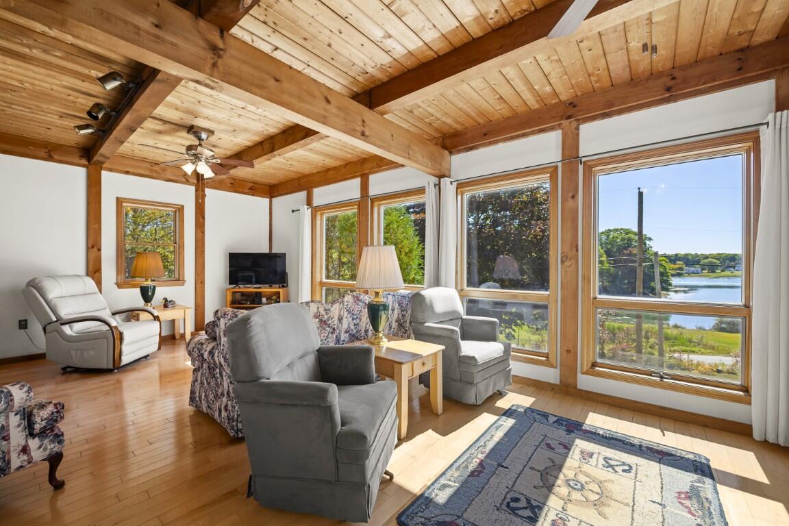 353 East Side Road Boothbay, ME 04571 - Photo 16 of 41 15