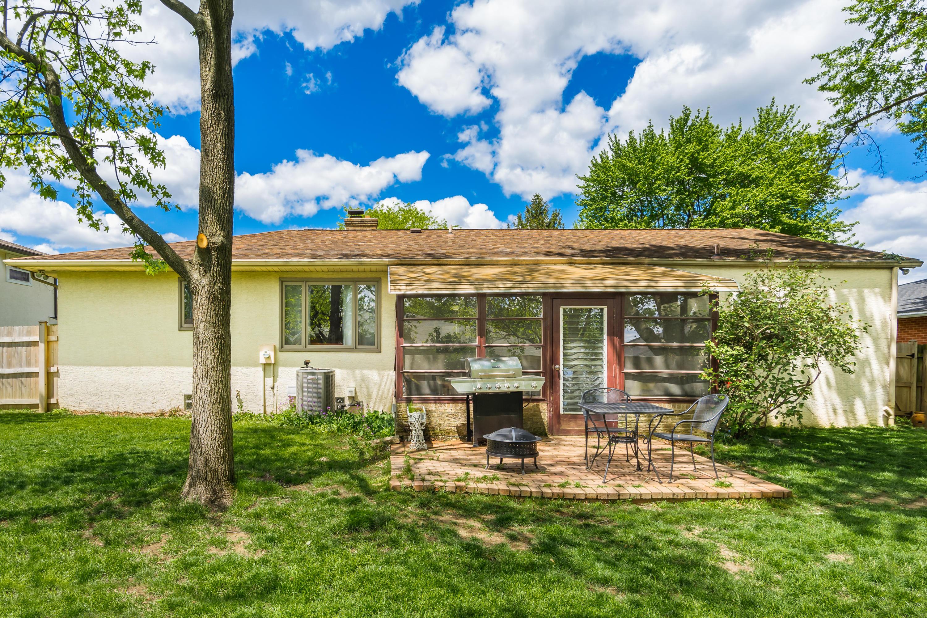 1707 Sandhurst Road Columbus, OH 43229 - Photo 29 of 30 Gallery Image 29