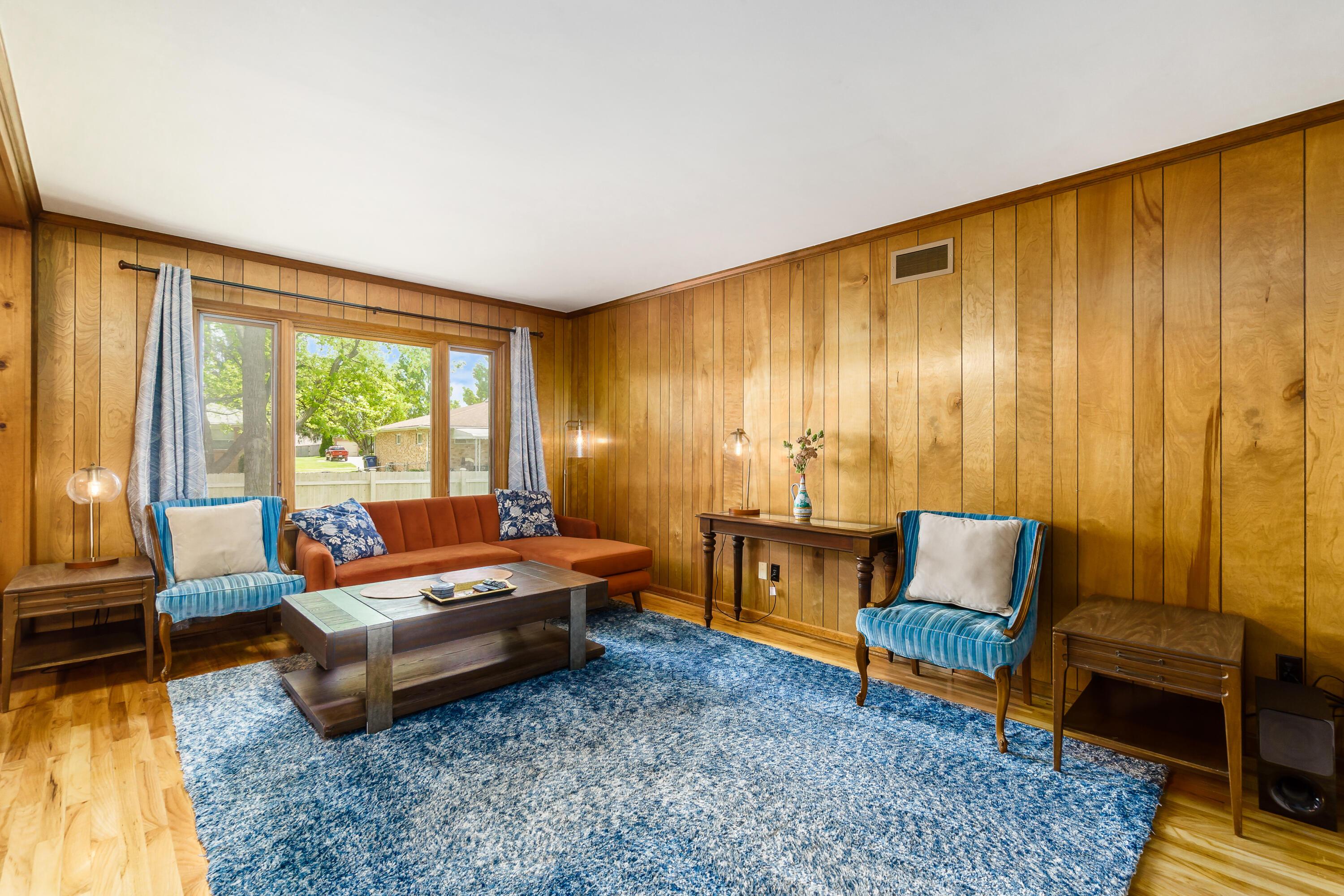 1707 Sandhurst Road Columbus, OH 43229 - Photo 8 of 30 Gallery Image 8
