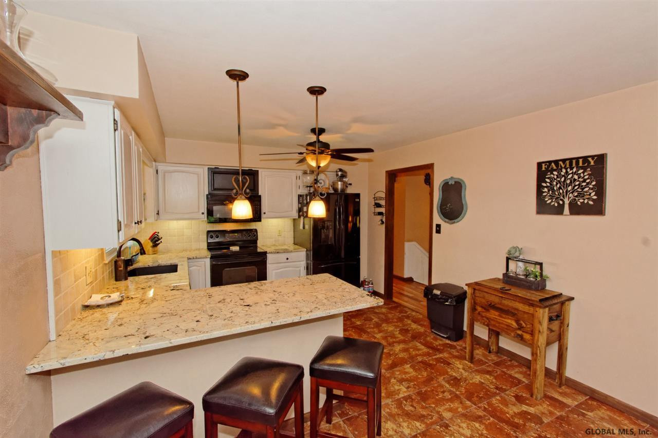 80 South Westcott Road Rotterdam, NY 12306 - Photo 10 of 25 Photo 10