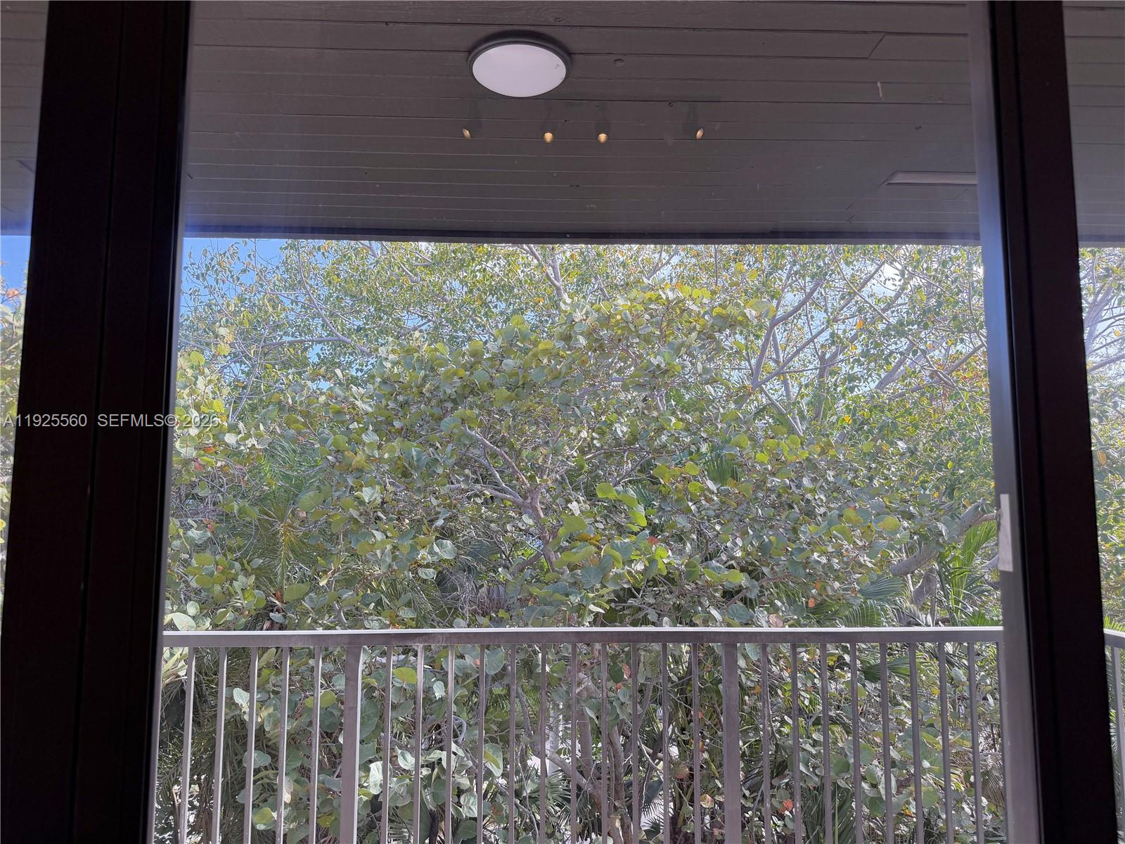 55 Ocean Ln Drive, Unit 4020 Key Biscayne, FL 33149 - Photo 16 of 62