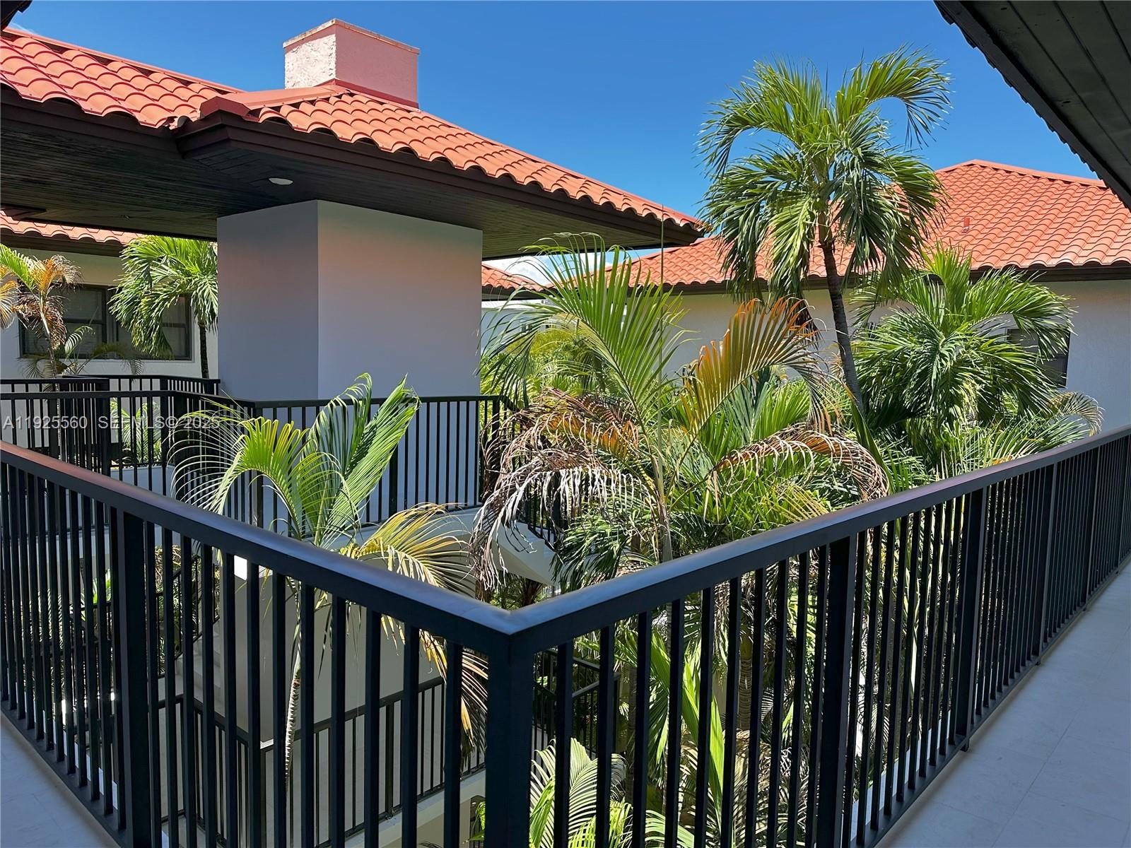 55 Ocean Ln Drive, Unit 4020 Key Biscayne, FL 33149 - Photo 3 of 57 a view of balcony with wooden floor