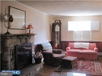 523 Whitford Hills Road Exton, PA 19341 - Photo 6 of 12 Family Room