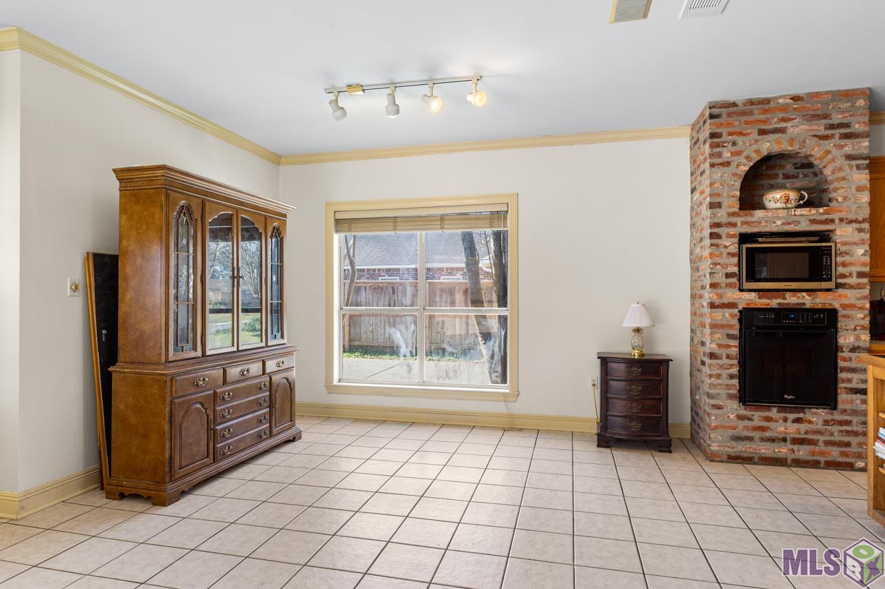 1510 Ridgeland Drive Baton Rouge, LA 70810 - Photo 12 of 24 Keeping/Breakfast Room