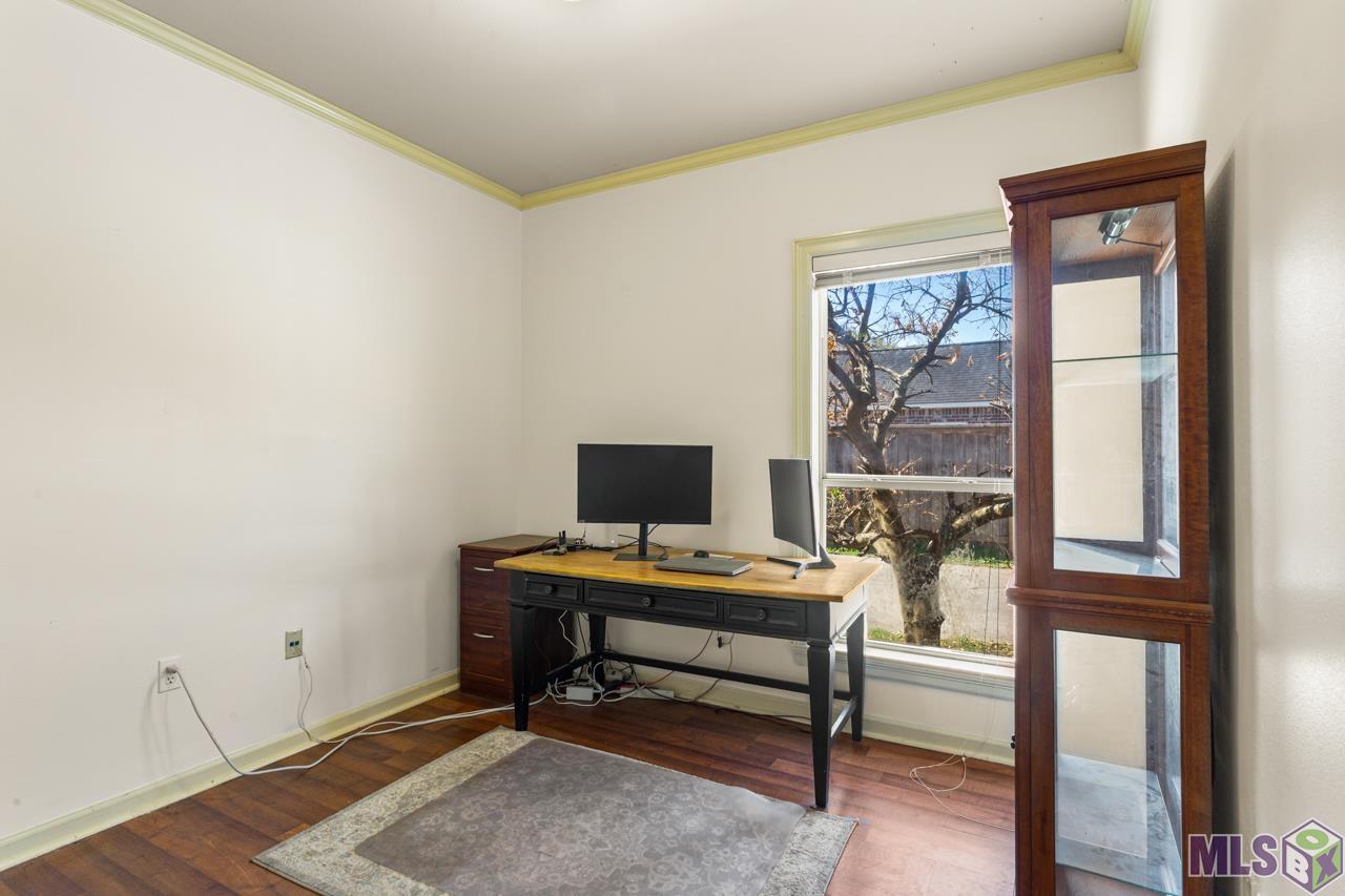 1510 Ridgeland Drive Baton Rouge, LA 70810 - Photo 13 of 24 Private Guest Bedroom