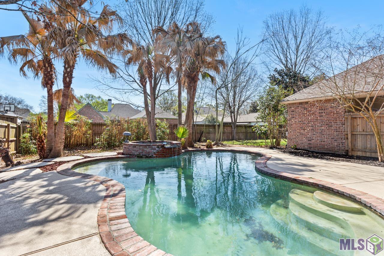 1510 Ridgeland Drive Baton Rouge, LA 70810 - Photo 21 of 24 Your own Resort!