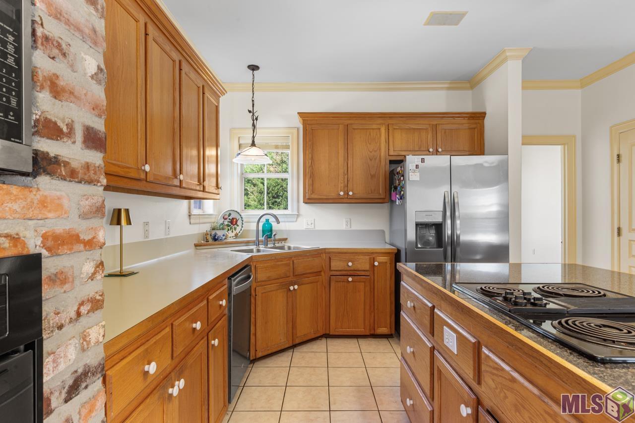 1510 Ridgeland Drive Baton Rouge, LA 70810 - Photo 9 of 24 Kitchen
