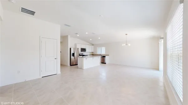 $2,000 | 1019 Gotthard Pass Dr., Winter Haven, FL 33881