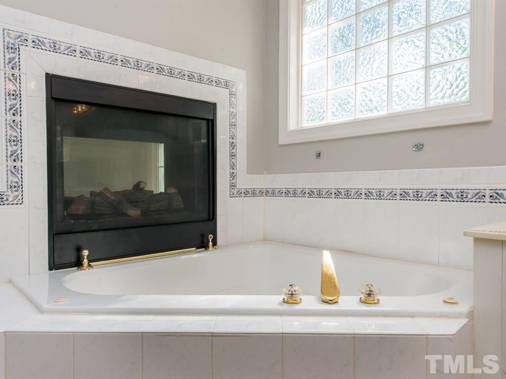 2833 Anfield Road Raleigh, NC 27606 - Photo 19 of 24 Gallery Image 19