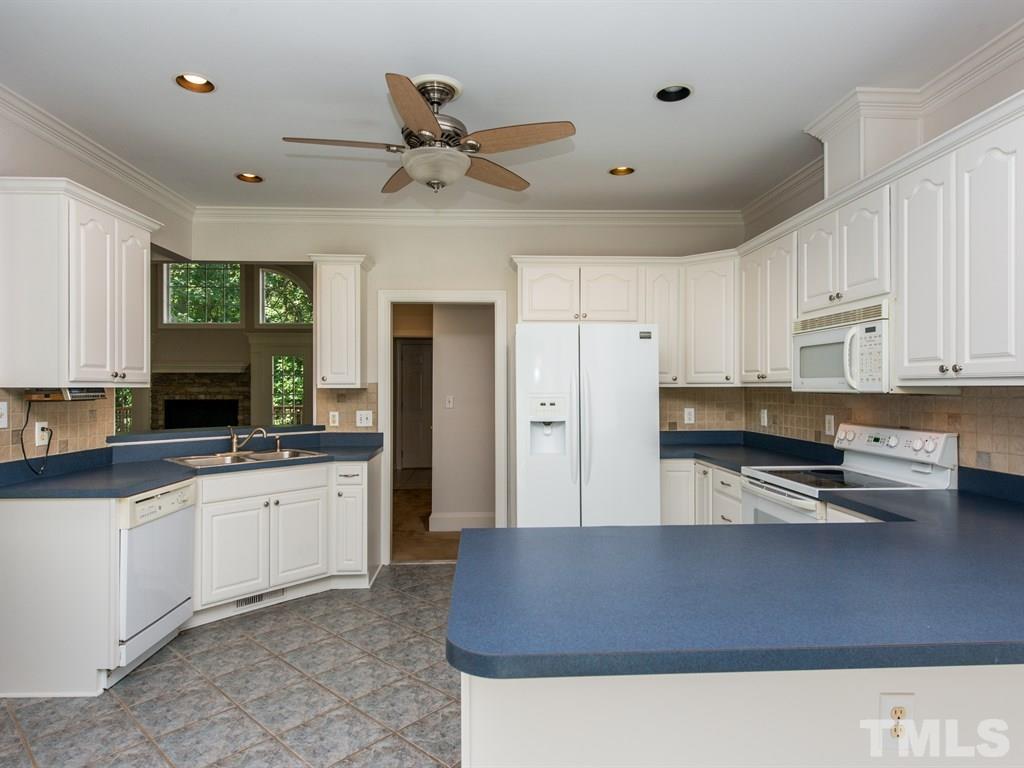 2833 Anfield Road Raleigh, NC 27606 - Photo 9 of 24 Gallery Image 9