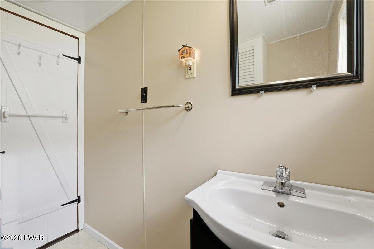 115 Old Hay Road Tafton, PA 18464 - Photo 48 of 54