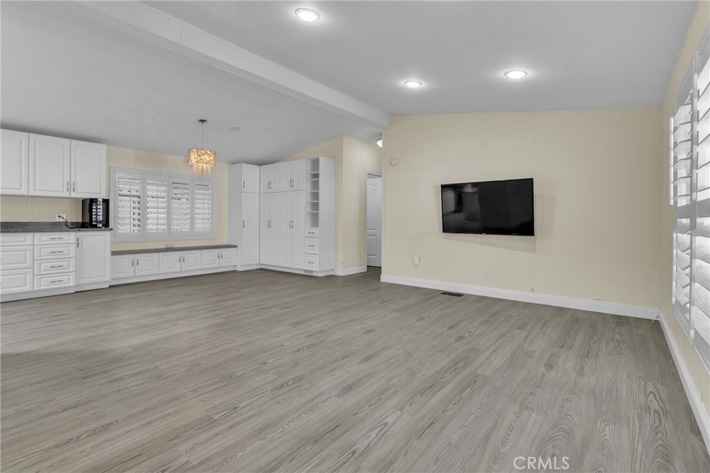 971 Borden Road, Unit 109 San Marcos, CA 92069 - Photo 8 of 31 LVP Flooring, Vaulted Ceilings, Canned Lighting & More!