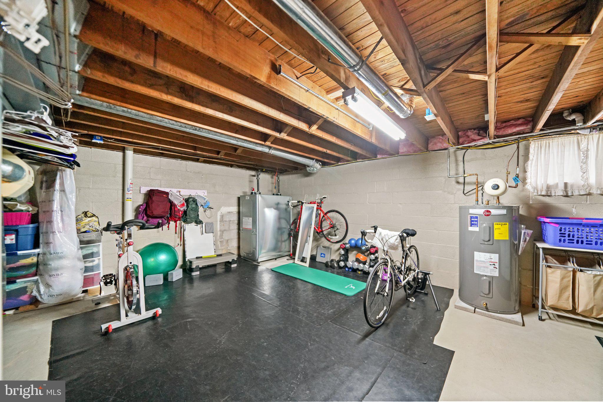 487 Kerr Lane Springfield, PA 19064 - Photo 13 of 48 a view of storage and utility room