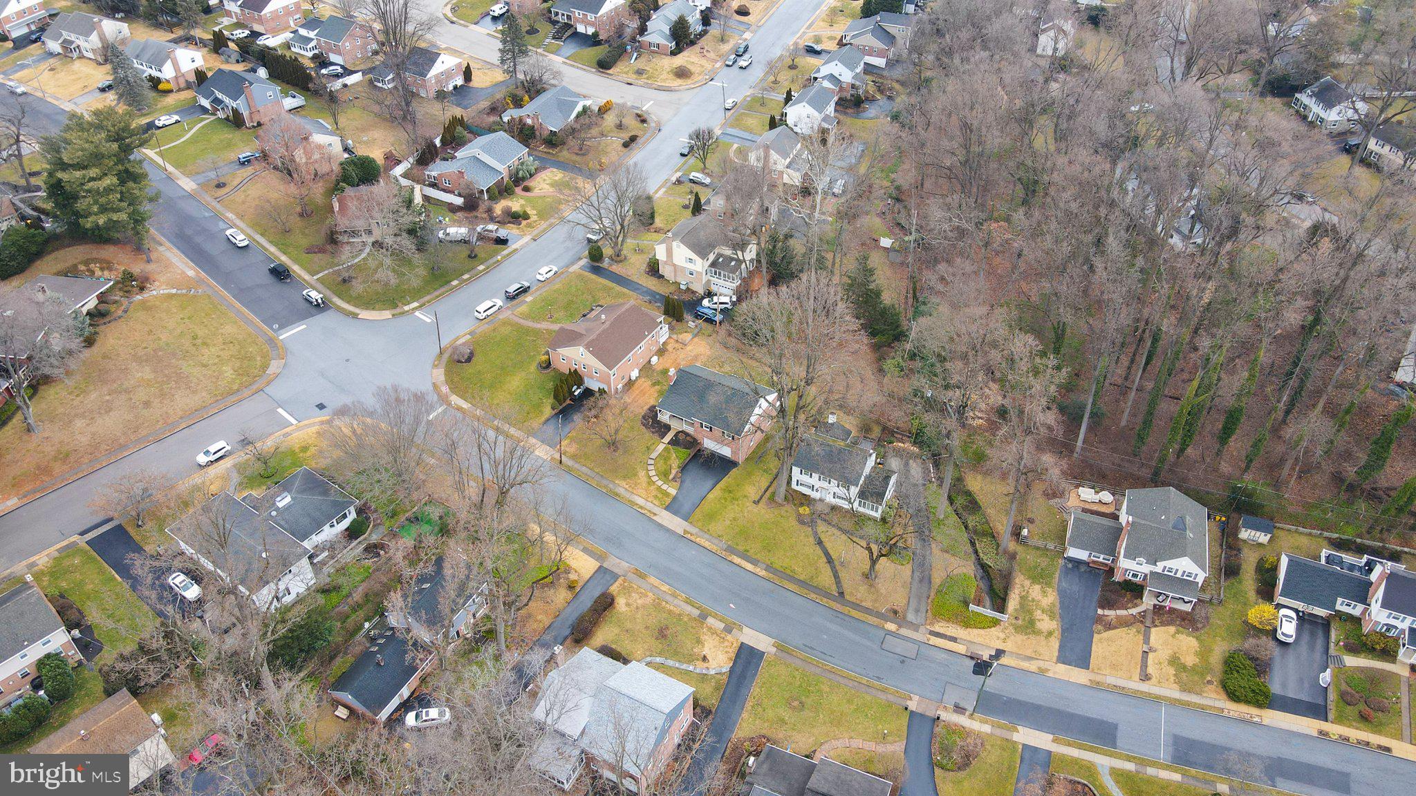 487 Kerr Lane Springfield, PA 19064 - Photo 40 of 48 view of a city