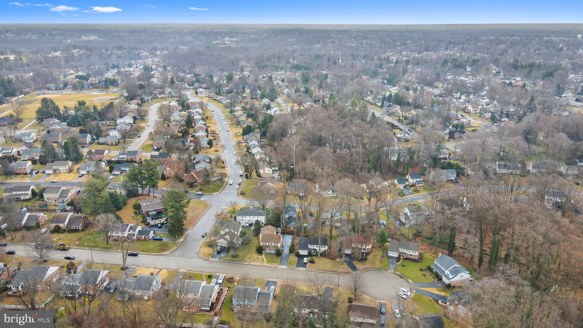 487 Kerr Lane Springfield, PA 19064 - Photo 44 of 48 a view of city and mountain