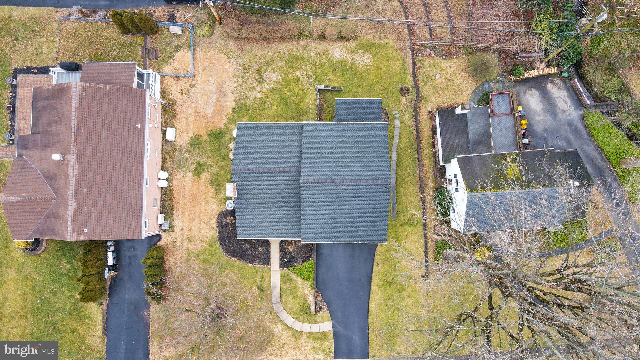 487 Kerr Lane Springfield, PA 19064 - Photo 47 of 48 an aerial view of residential houses with outdoor space