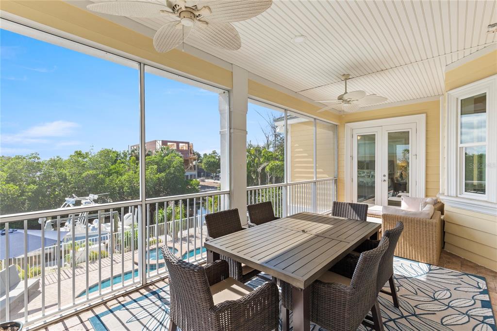 3523 West Shell Point Road Ruskin, FL 33570 - Photo 17 of 89