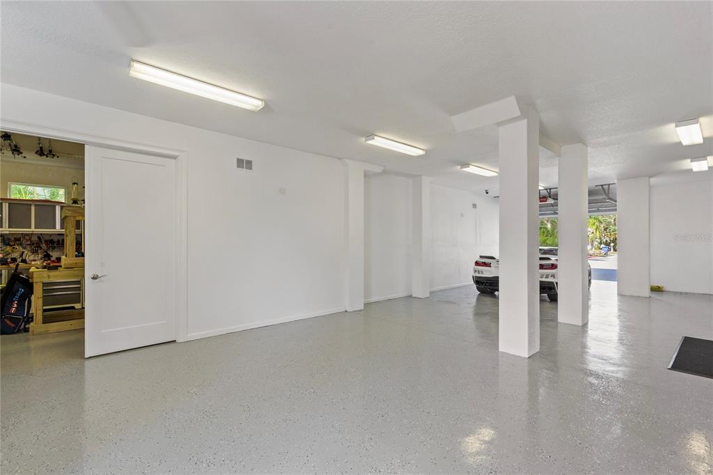 3523 West Shell Point Road Ruskin, FL 33570 - Photo 7 of 89