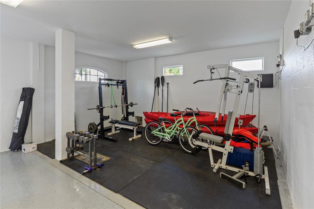 3523 West Shell Point Road Ruskin, FL 33570 - Photo 8 of 89