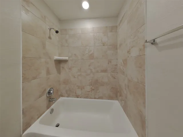 $1,889 | 20660 Dunrobin Drive, Porter, TX 77365