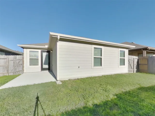 $1,889 | 20660 Dunrobin Drive, Porter, TX 77365