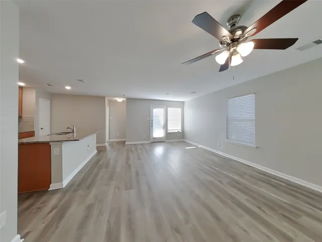 $1,889 | 20660 Dunrobin Drive, Porter, TX 77365