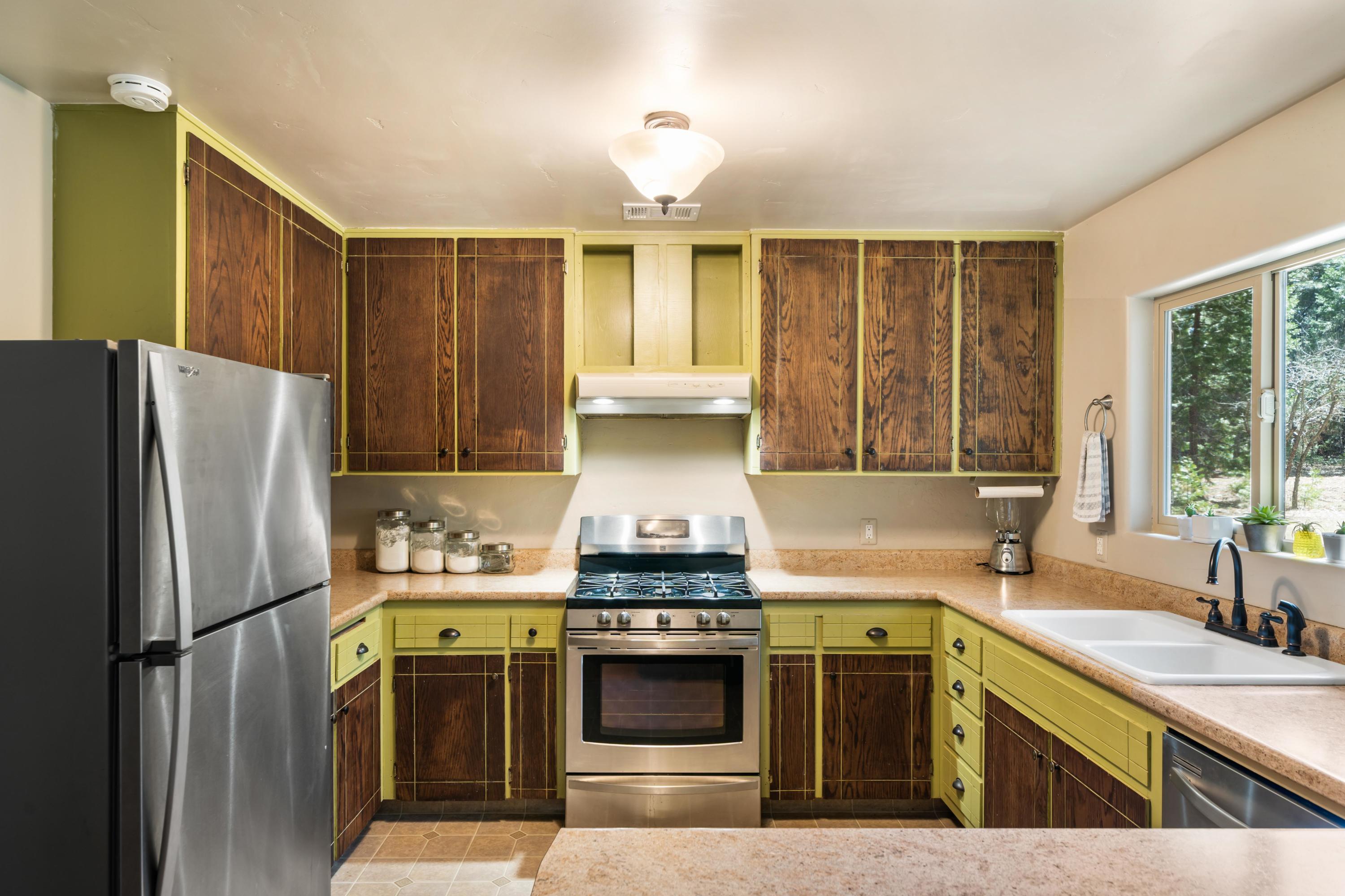 29893 Westmoore Road Shingletown, CA 96088 - Photo 8 of 30 HARRISONM-09