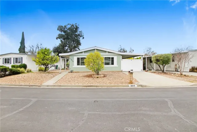 $427,900 | 38619 Calle De La Siesta, Murrieta, CA 92563