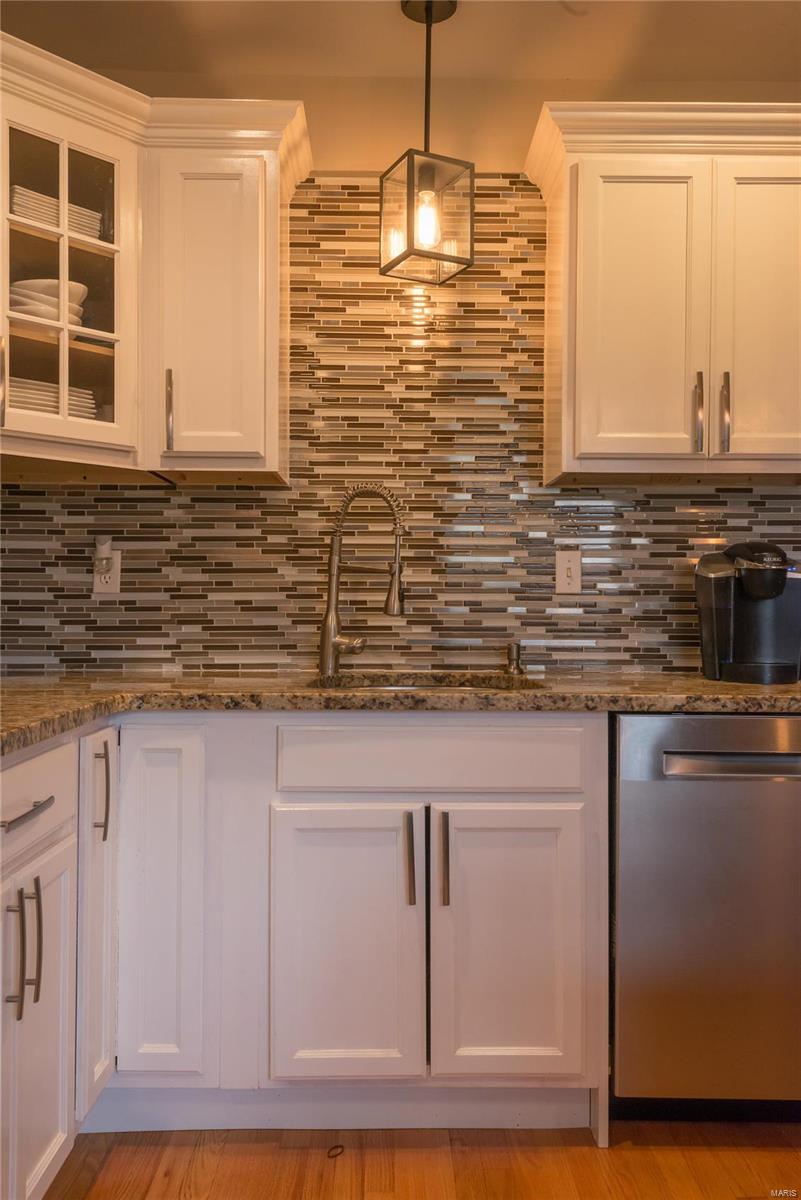 6016 Highfield Road St. Louis, MO 63109 - Photo 11 of 29 Gallery Image 11