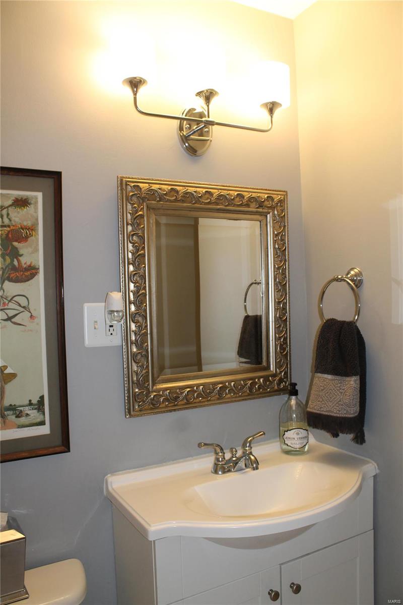 6016 Highfield Road St. Louis, MO 63109 - Photo 20 of 29 Gallery Image 20