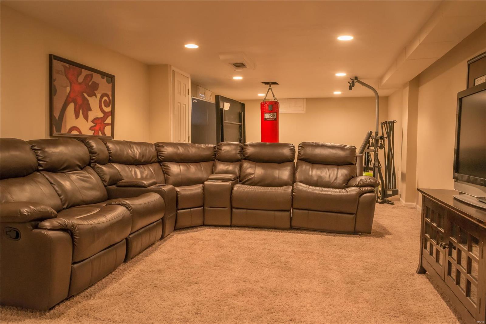 6016 Highfield Road St. Louis, MO 63109 - Photo 26 of 29 Gallery Image 26