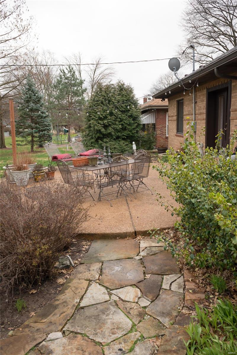6016 Highfield Road St. Louis, MO 63109 - Photo 28 of 29 Gallery Image 28