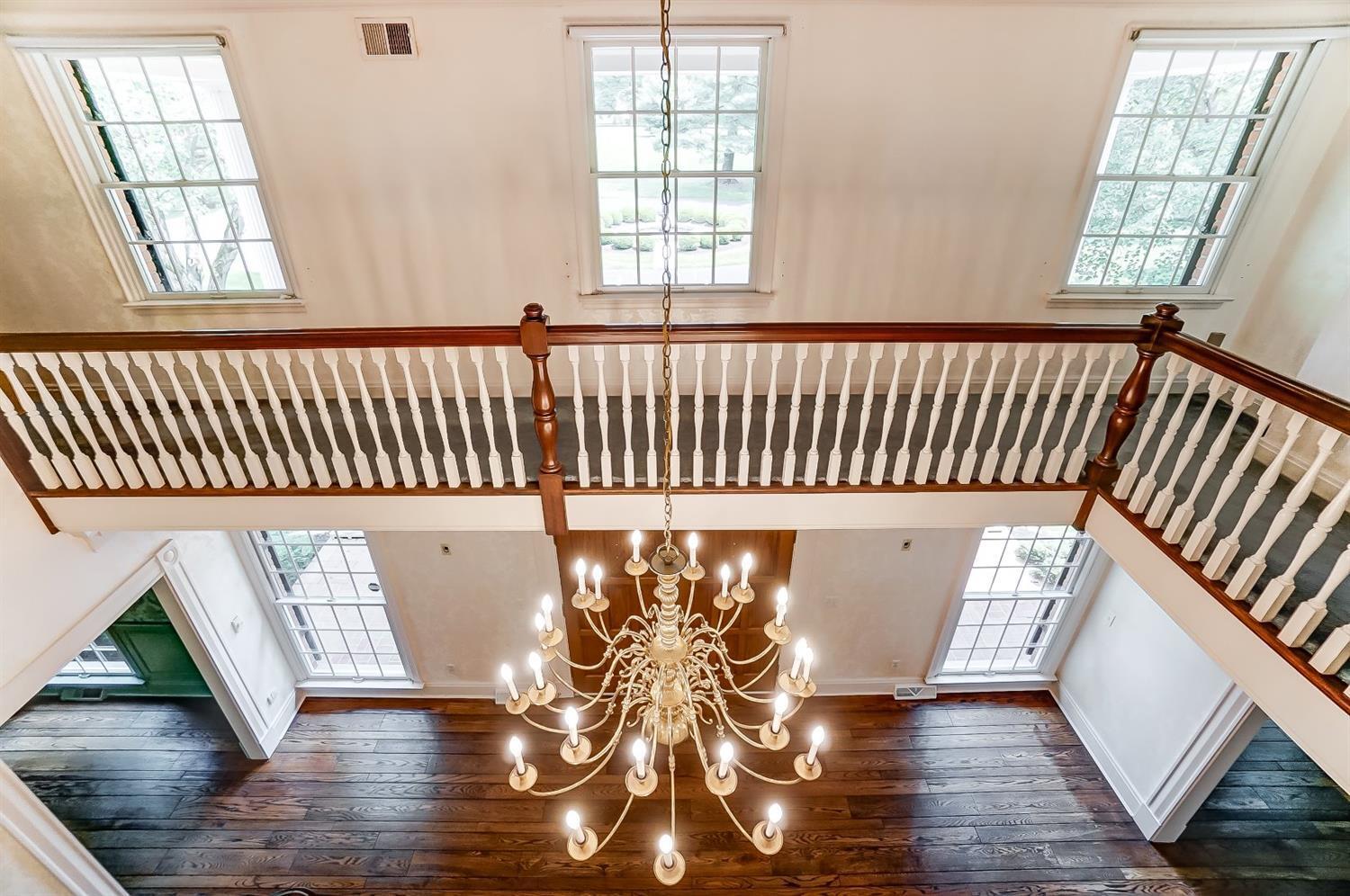 8125 Given Road Cincinnati, OH 45243 - Photo 9 of 50 Gallery Image 9