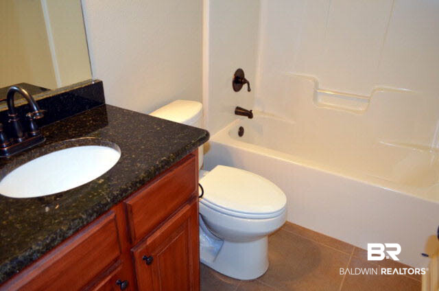 22700 Nana Loop East Silverhill, AL 36576 - Photo 13 of 21 Bathroom 2