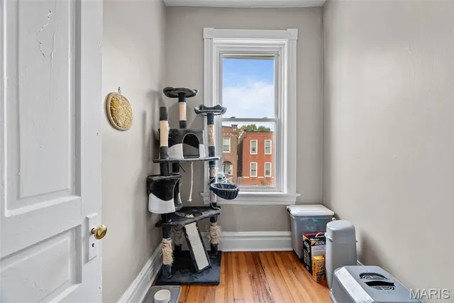 $299,000 | 2628 Oregon Avenue, St. Louis, MO 63118