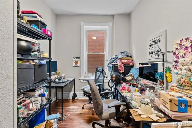 $299,000 | 2628 Oregon Avenue, St. Louis, MO 63118