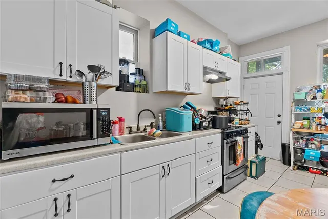 $299,000 | 2628 Oregon Avenue, St. Louis, MO 63118