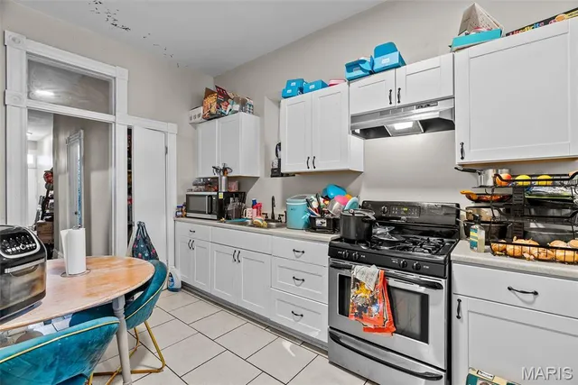 $299,000 | 2628 Oregon Avenue, St. Louis, MO 63118