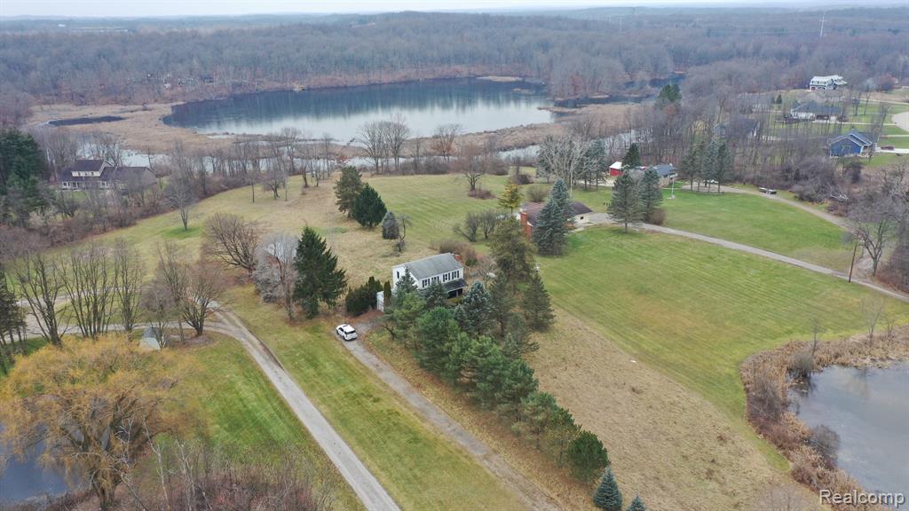 8354 Buckell Lake Road Holly, MI 48442 - Photo 12 of 19 Gallery Image 12