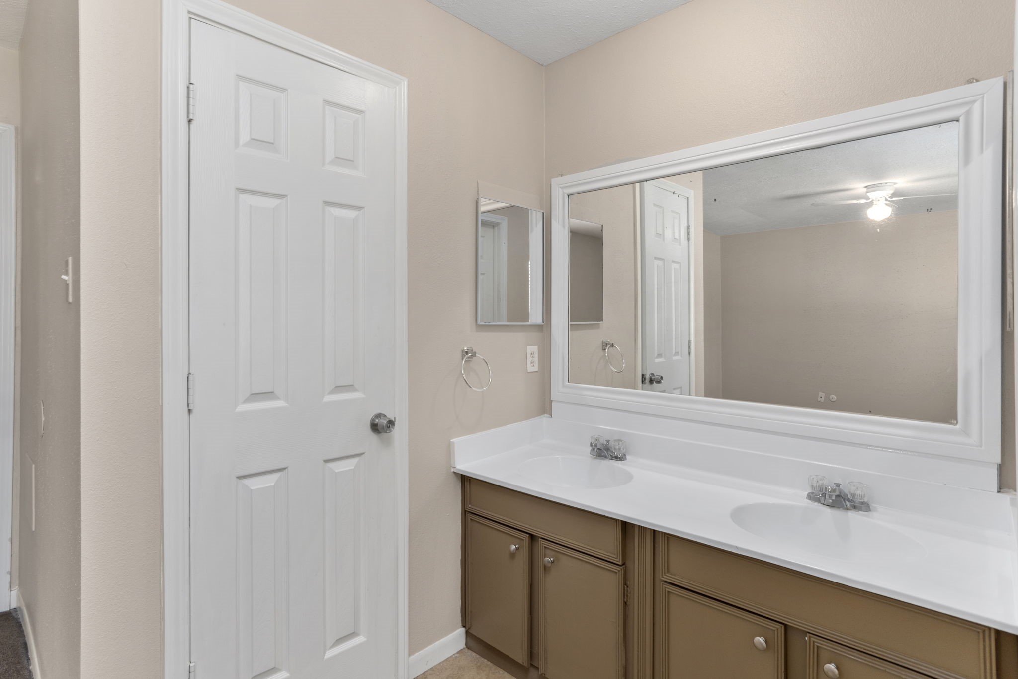 2127 Union Mill Road Houston, TX 77067 - Photo 11 of 19