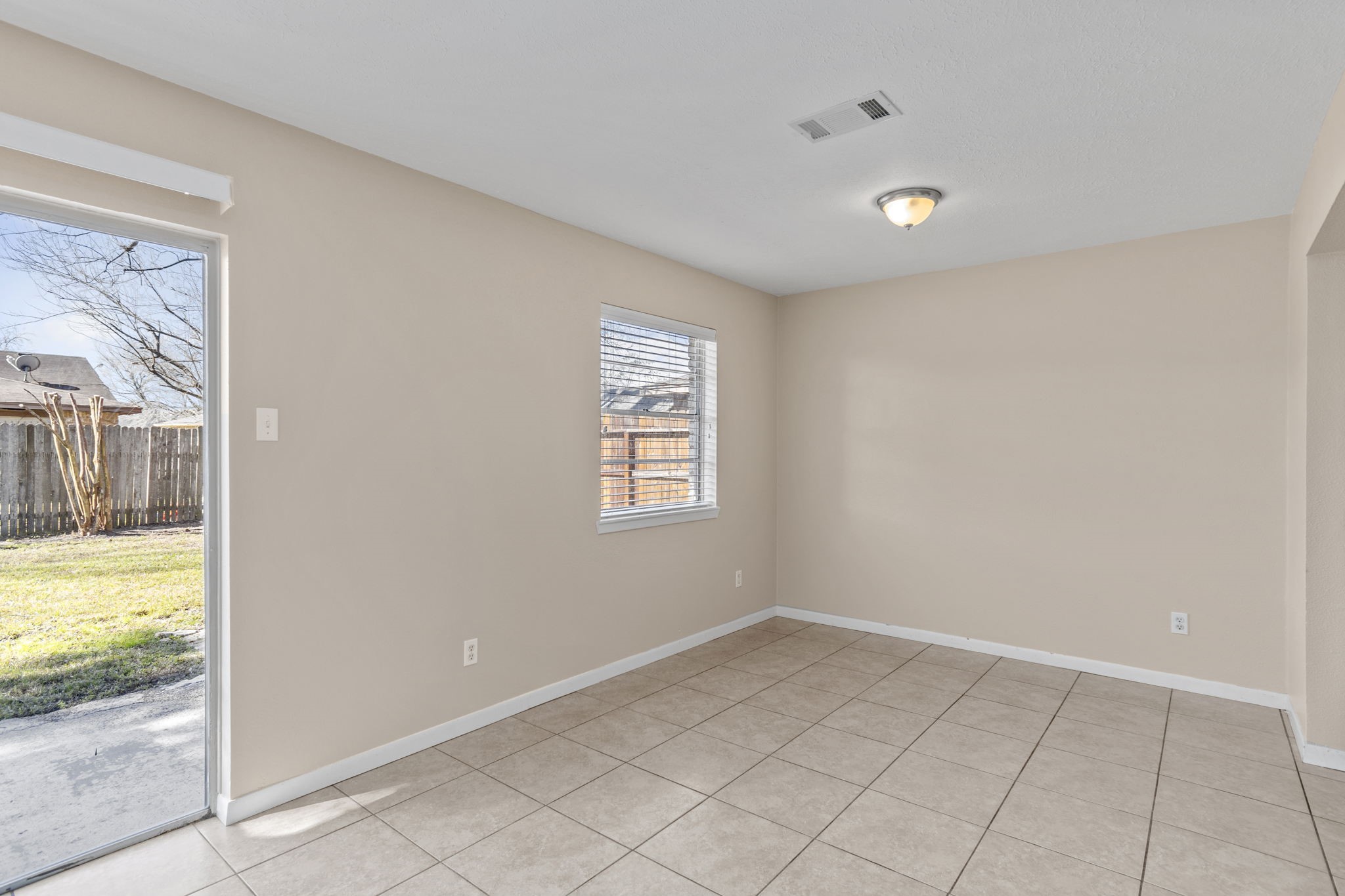 2127 Union Mill Road Houston, TX 77067 - Photo 7 of 19 (sliding glass patio doors have been replaced with new French / double-doors)