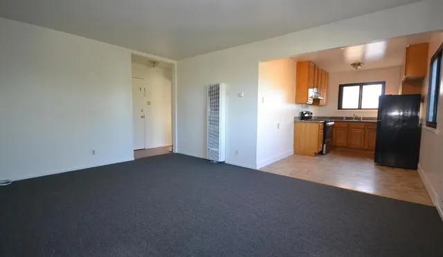 $2,265 | 720 1st Avenue, Unit 2, San Bruno, CA 94066