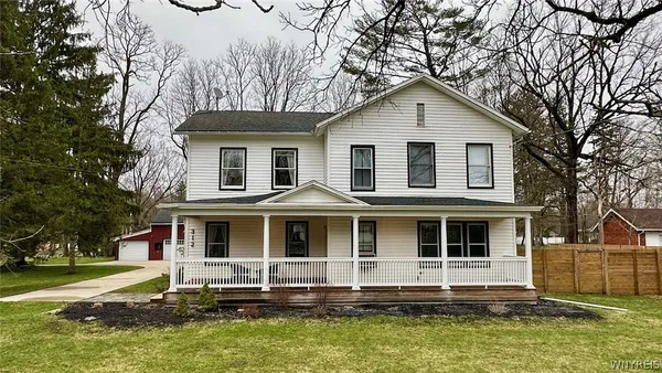 $774,900 | 312 Center Street, East Aurora, NY 14052
