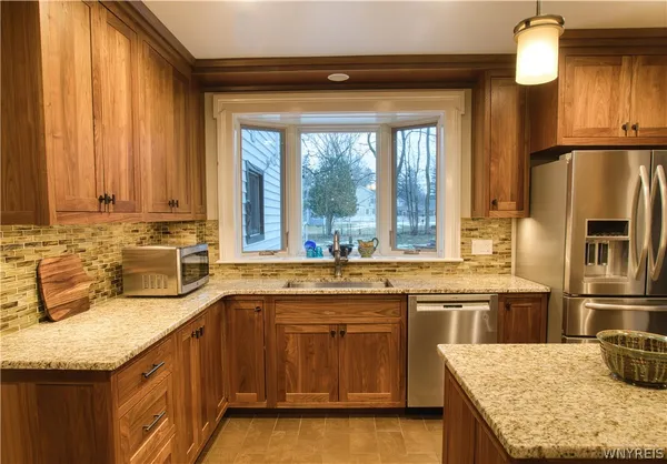 $774,900 | 312 Center Street, East Aurora, NY 14052