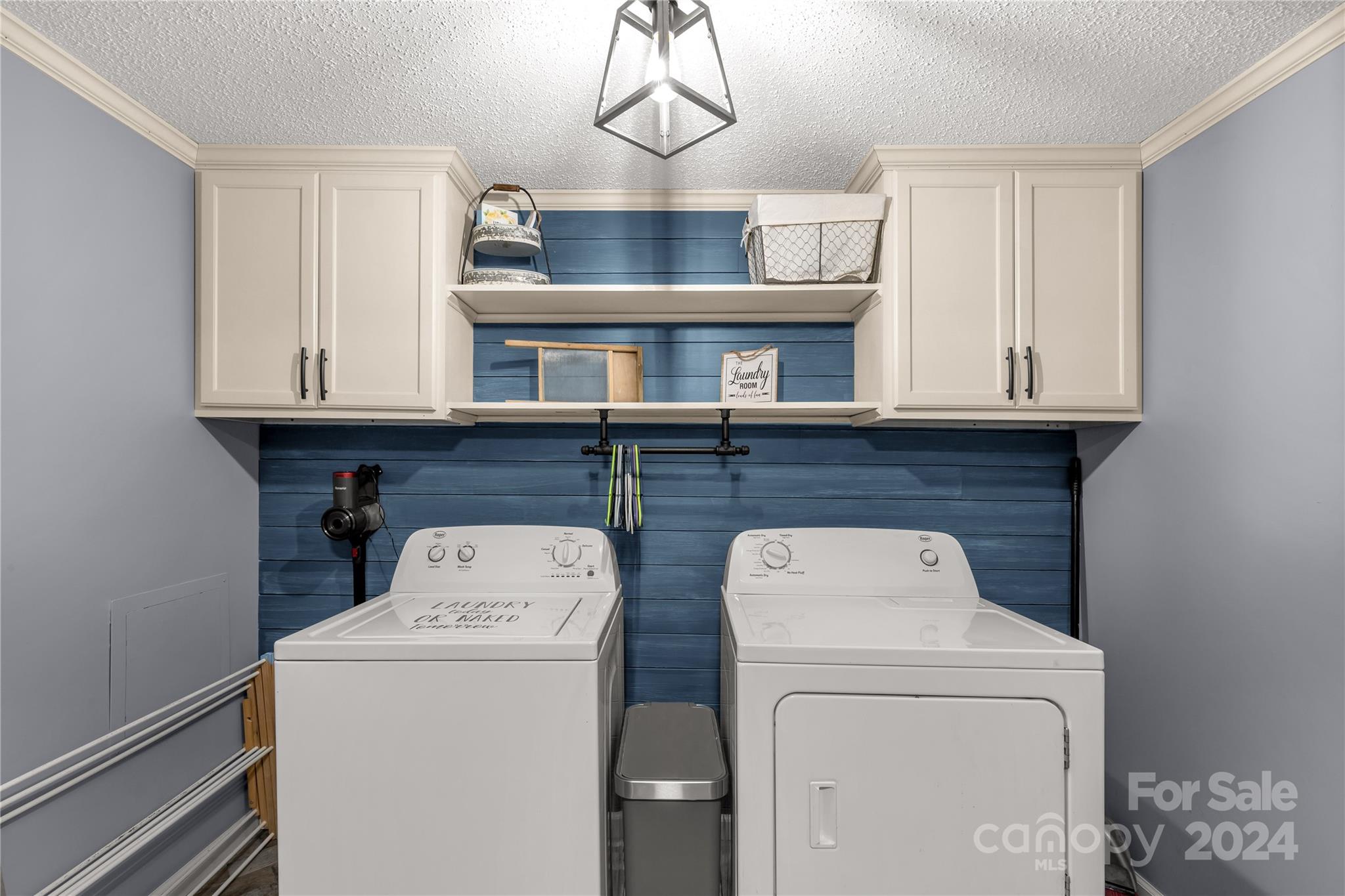 3593 Taxahaw Road Lancaster, SC 29720 - Photo 10 of 23 a utility room with dryer and washer