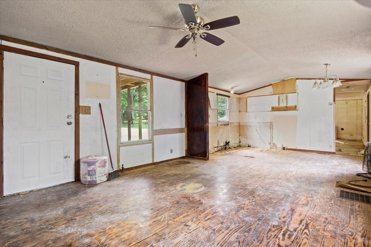 2900 Jack Branch Road Waverly, TN 37185 - Photo 10 of 51