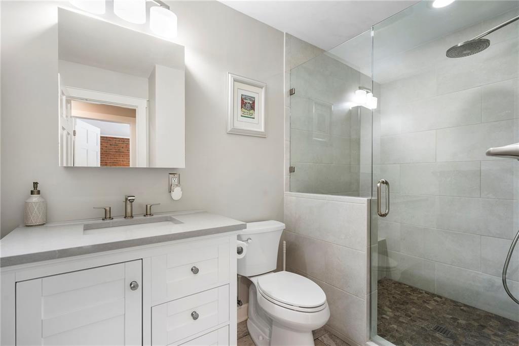 14 Sycamore Square Decatur, GA 30030 - Photo 25 of 34