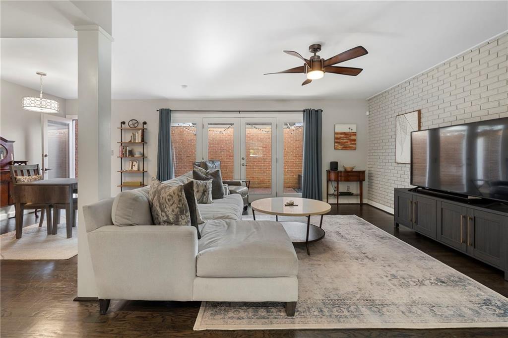 14 Sycamore Square Decatur, GA 30030 - Photo 4 of 34