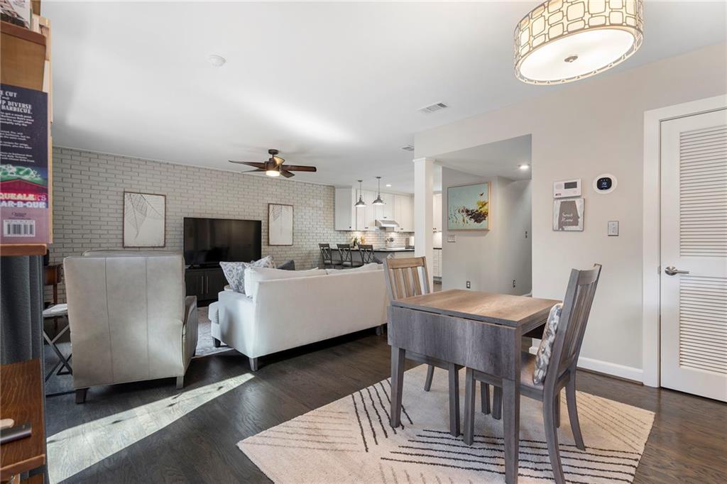 14 Sycamore Square Decatur, GA 30030 - Photo 9 of 34